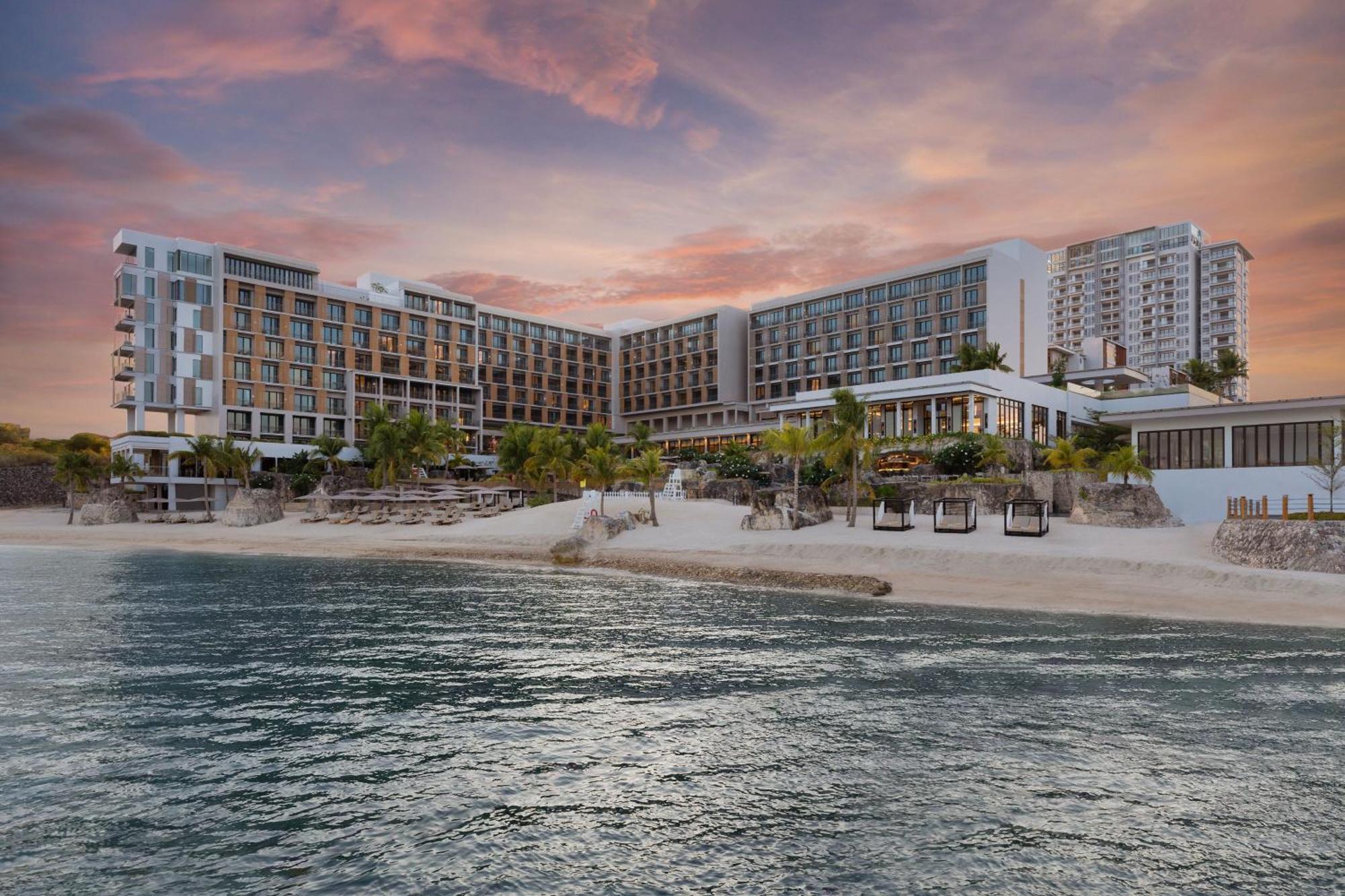 Sheraton Cebu Mactan Resort Мактан Экстерьер фото