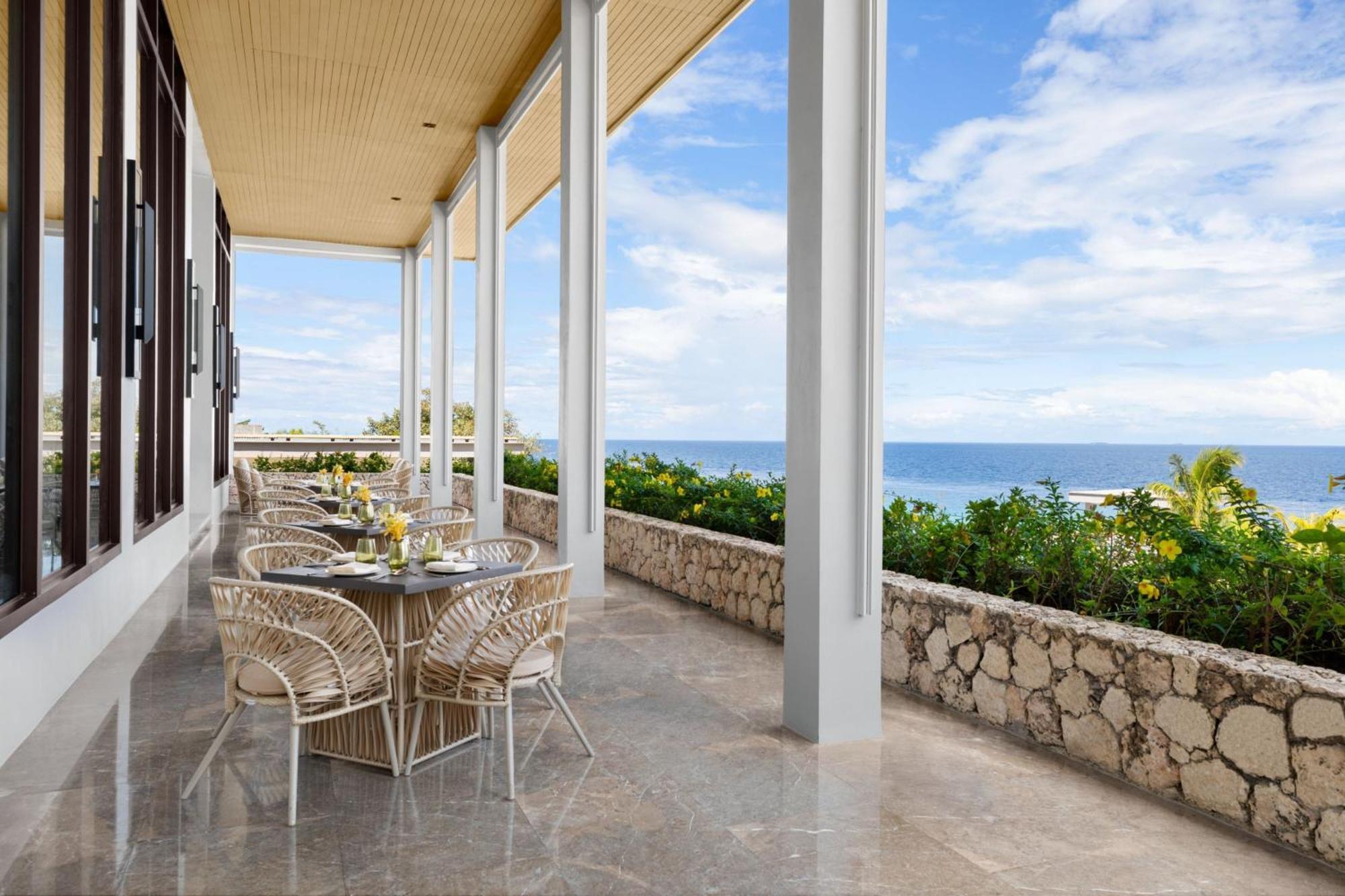 Sheraton Cebu Mactan Resort Мактан Экстерьер фото